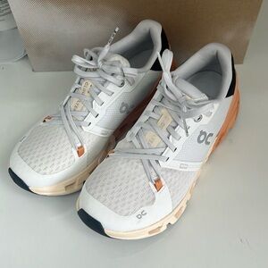 Women’s On cloud flyer running shoes